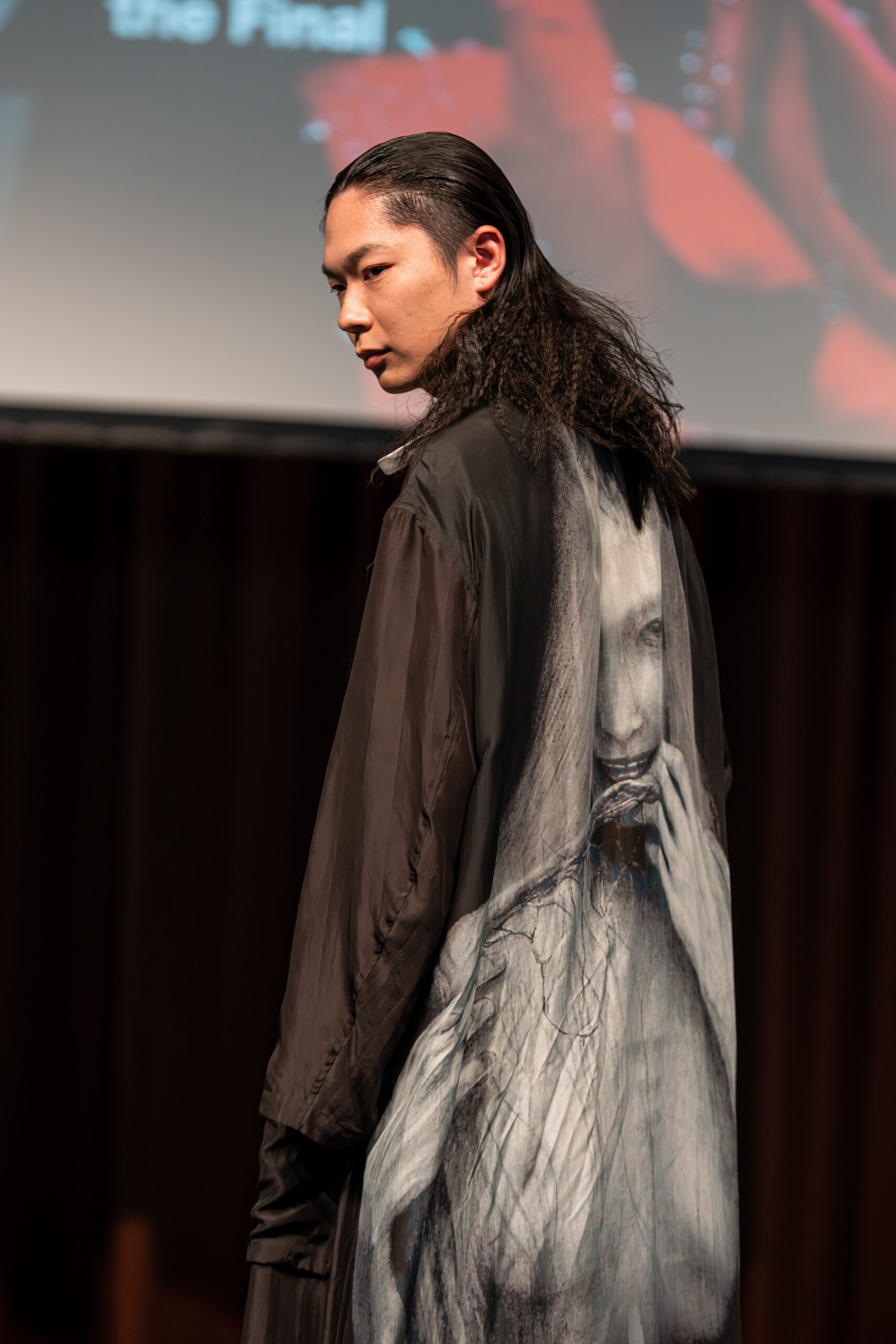 OtC_RUNWAY-060